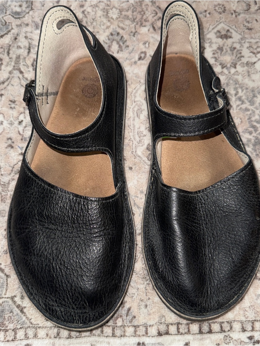 Soft Star Shoes Mary Janes Pebbled Leather Black Barefoot Size 9